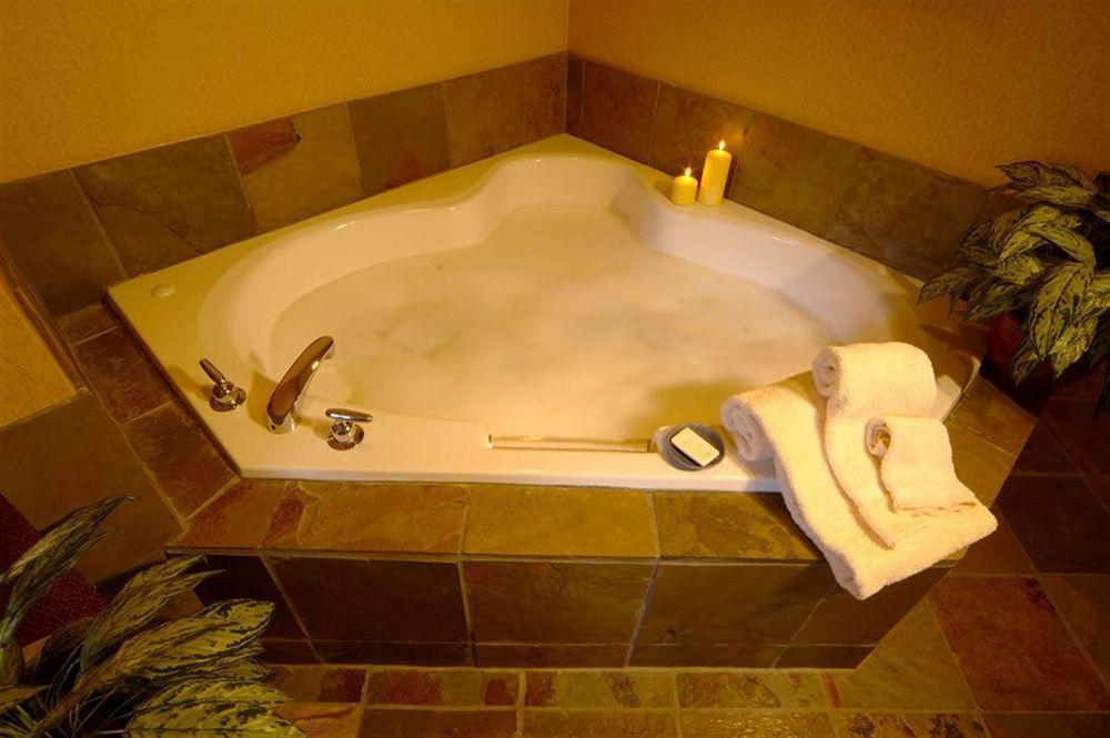 Platinum Suites Resort - Vacation Rentals Canmore Eksteriør bilde